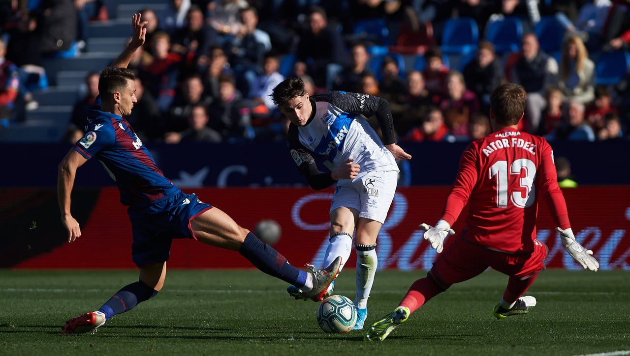 Borja Sainz, en la lista del Athletic por si se marcha Nico Williams
