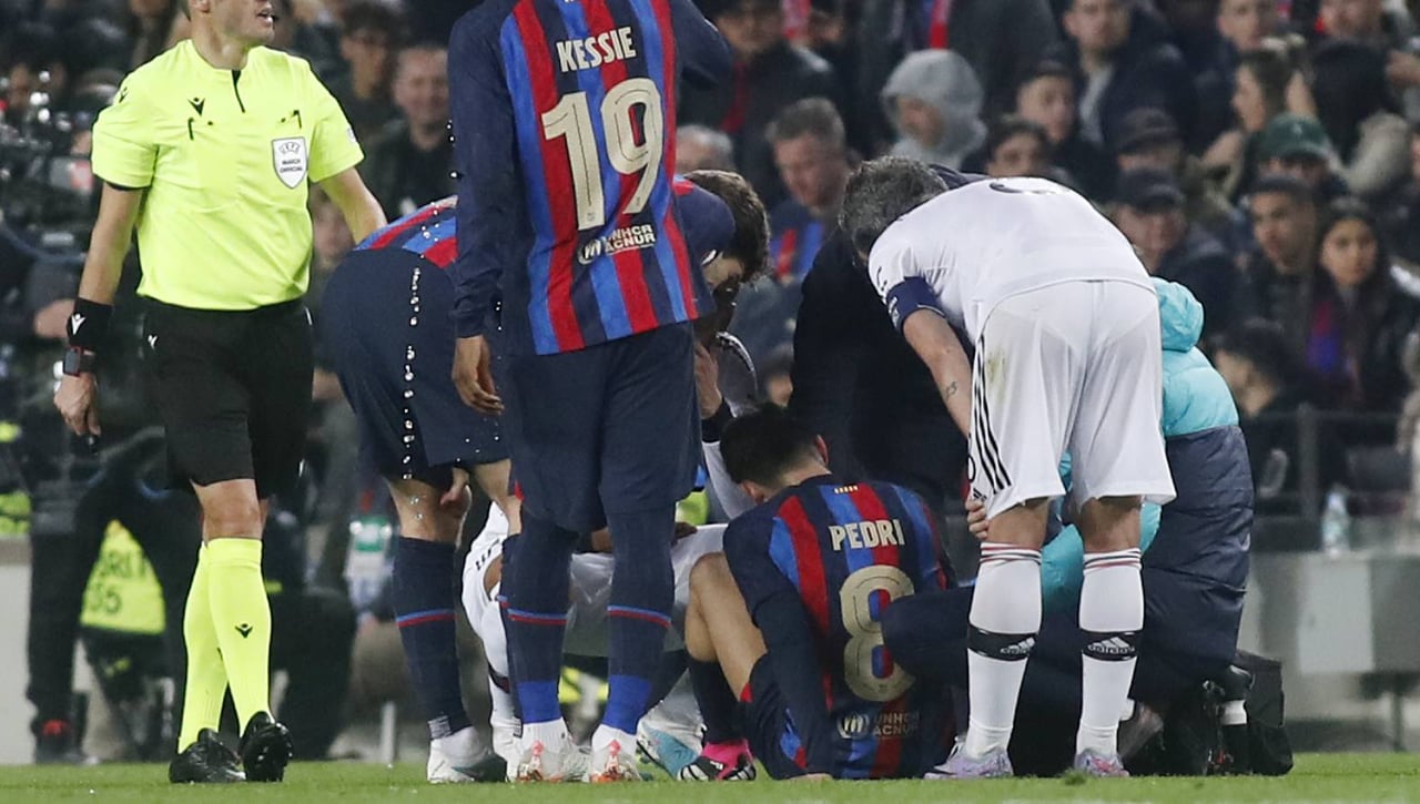 El calvario de Pedri se prolonga para la desesperación de Xavi