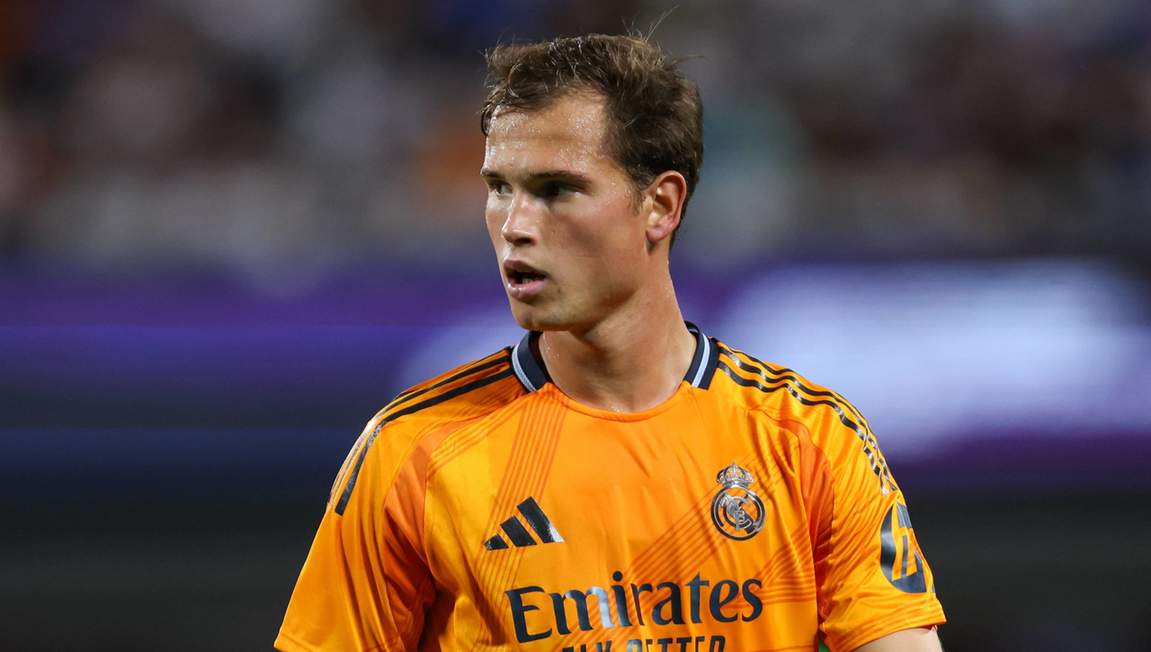 El fichaje de Latasa se complica