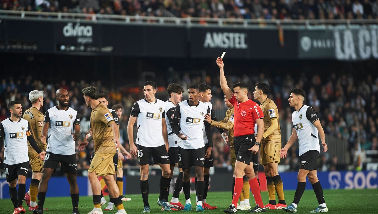 La Real denuncia lo de Mestalla y el Valencia reacciona con un duro comunicado