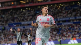 Martin Satriano, delantero del Olympique de Lyon, una opción en la agenda de Levante, Girona y Elche