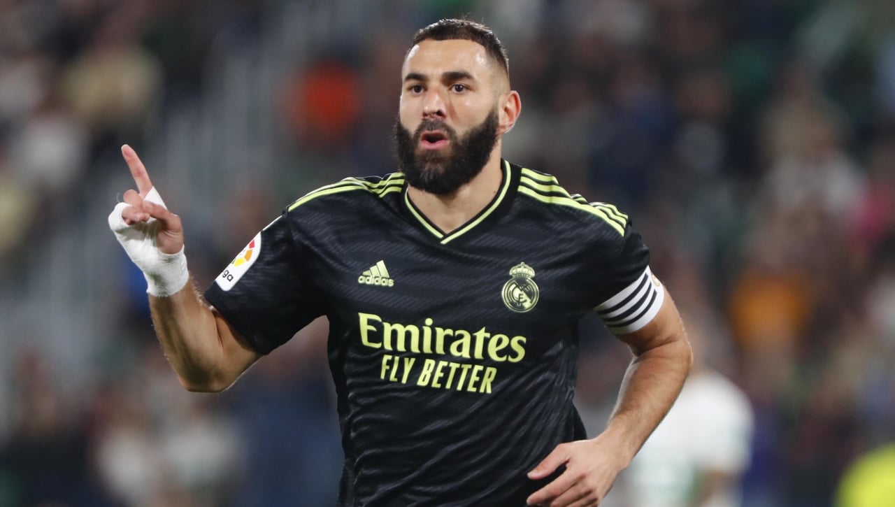 Benzema anuncia que lo deja