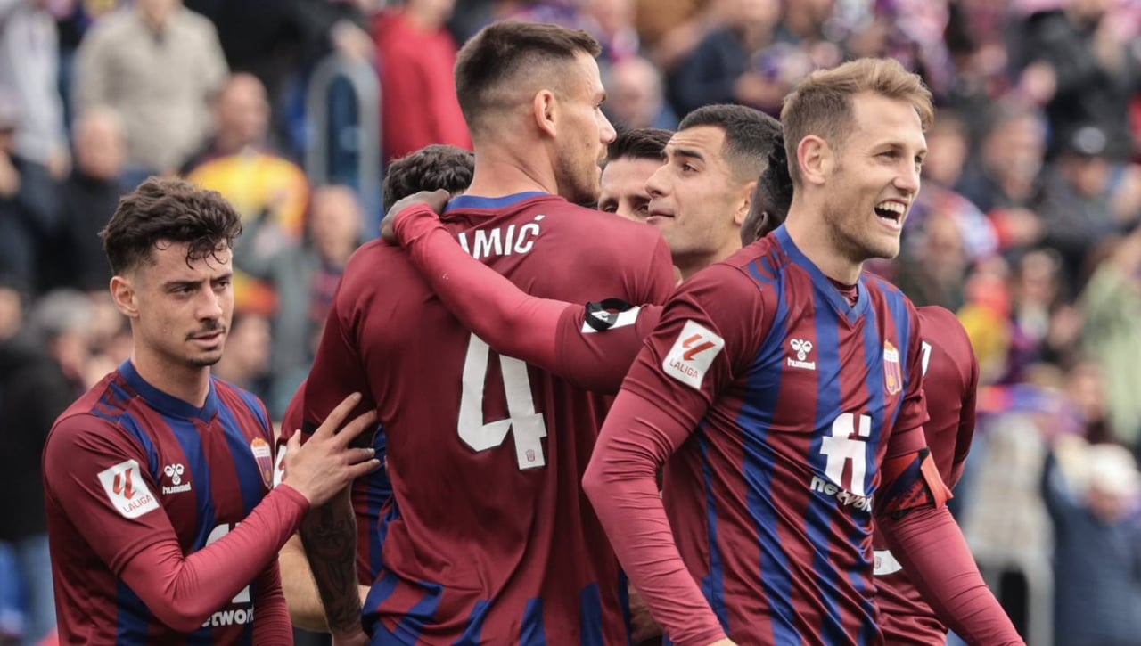 Resumen LaLiga Hypermotion: Sorpresas inesperadas en la pelea por el 'play off' en Segunda