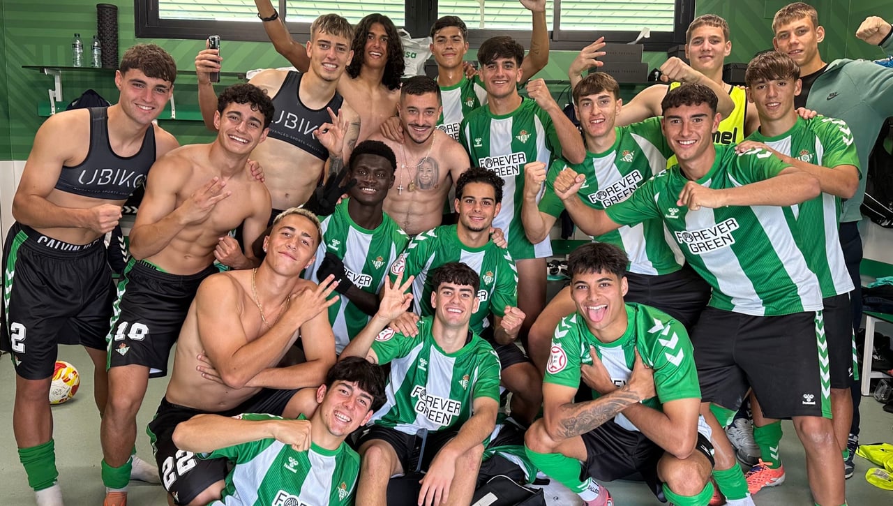 El Betis se lleva el derbi de División de Honor juvenil con una remontada sobre la bocina (3-1)