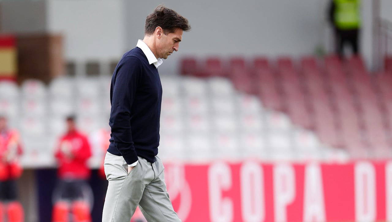 La 'pérfida Albión', presión extra para el futuro de Diego Alonso en Sevilla