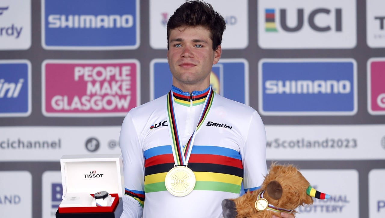 Rompe su contrato y ficha por el equipo Movistar