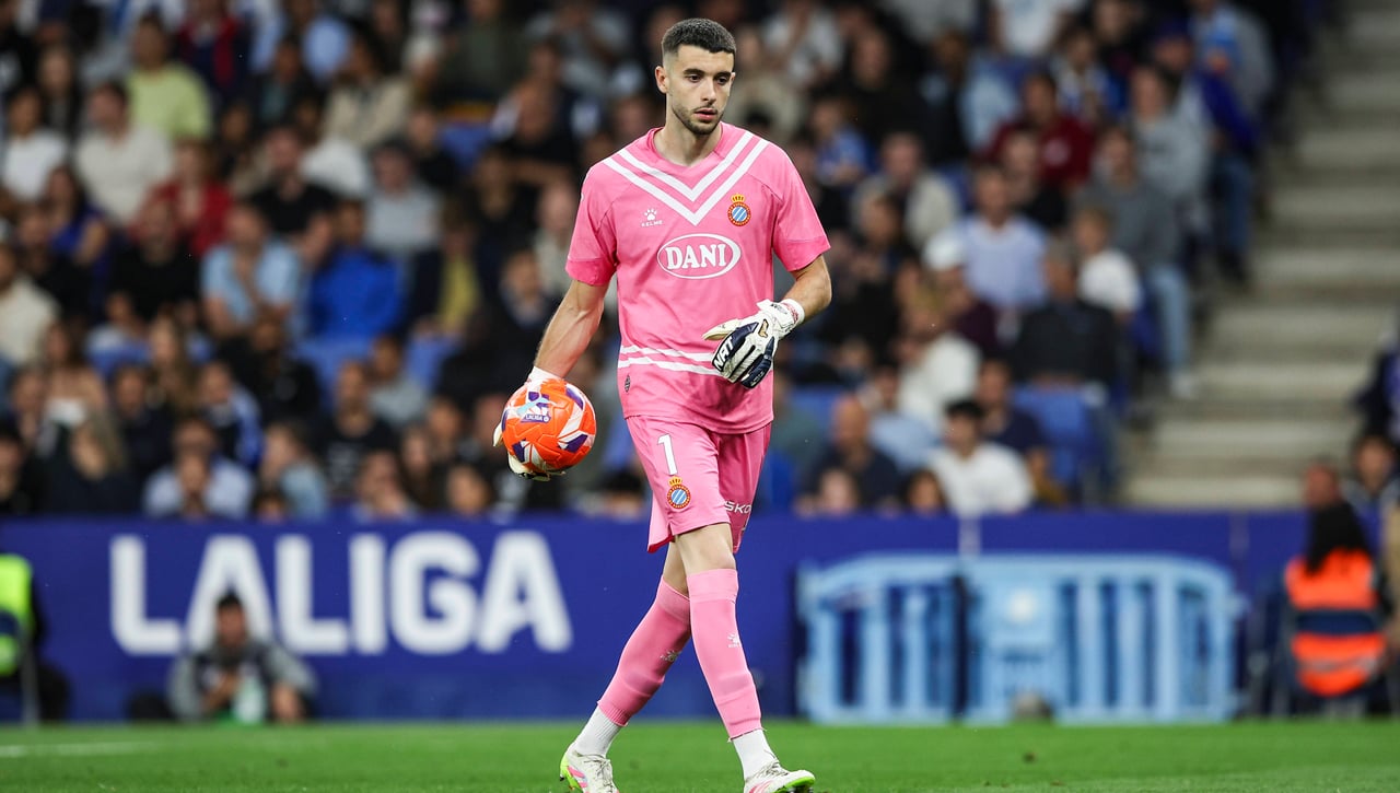 Joan García deshoja la margarita