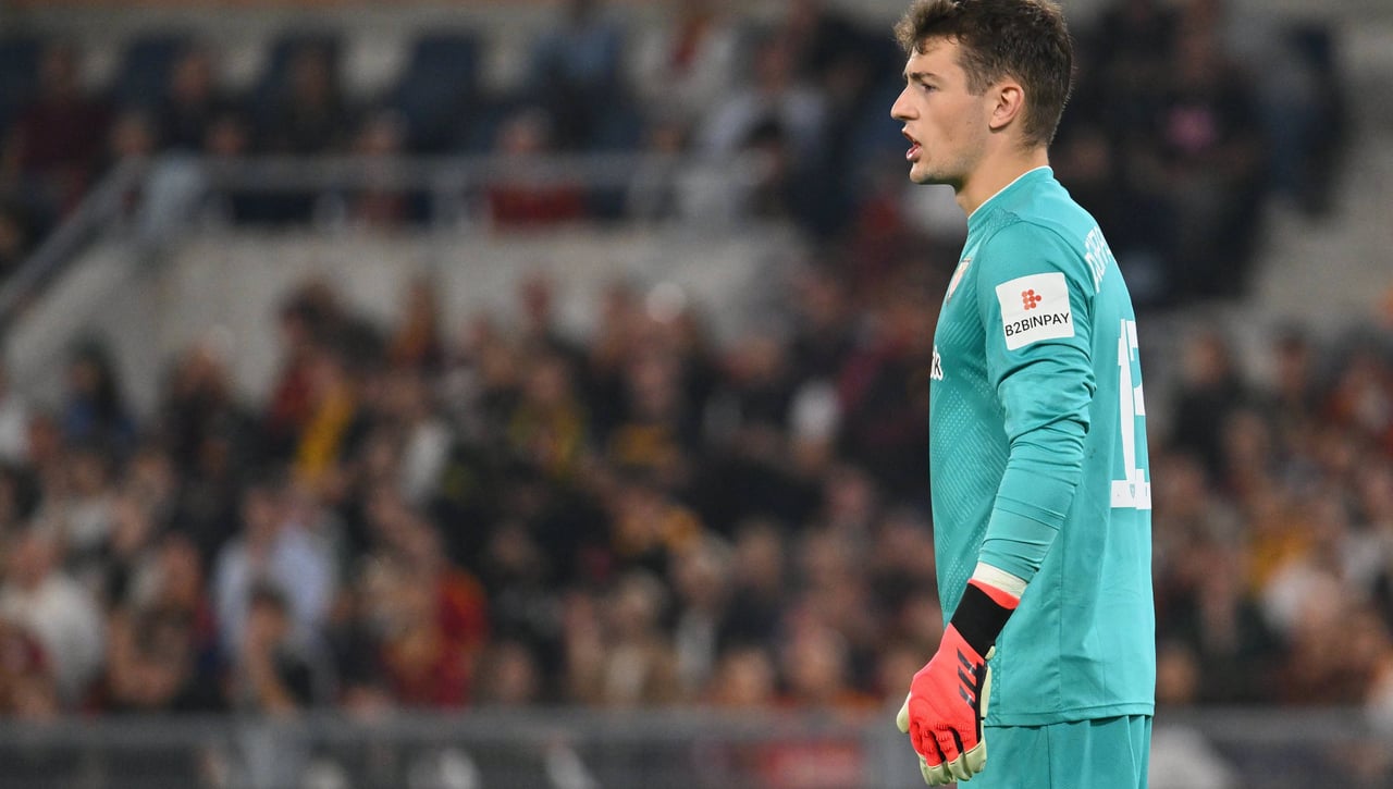 Agirrezabala no podrá jugar en Girona por su expulsión ante el Sevilla