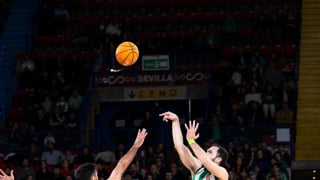 El Betis da el golpe para meterse en la pelea