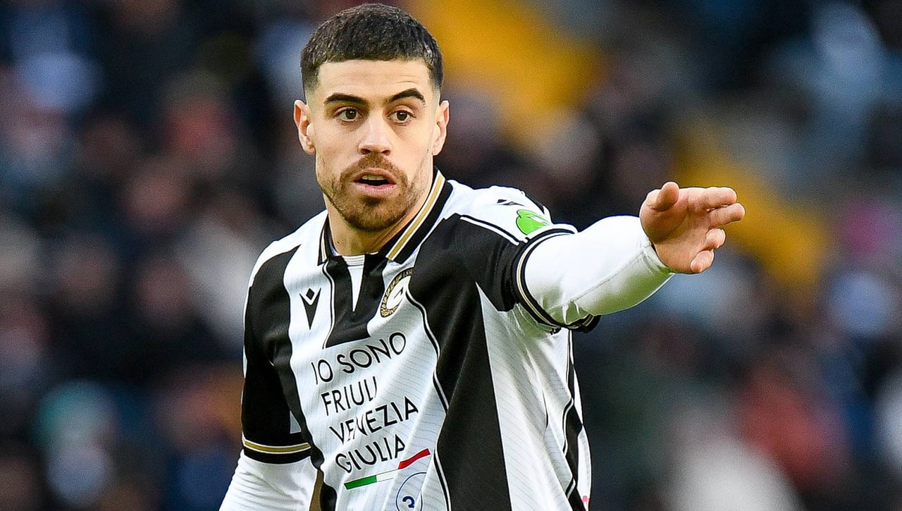 Crece el casting del Betis: conversaciones por otro mediocentro 