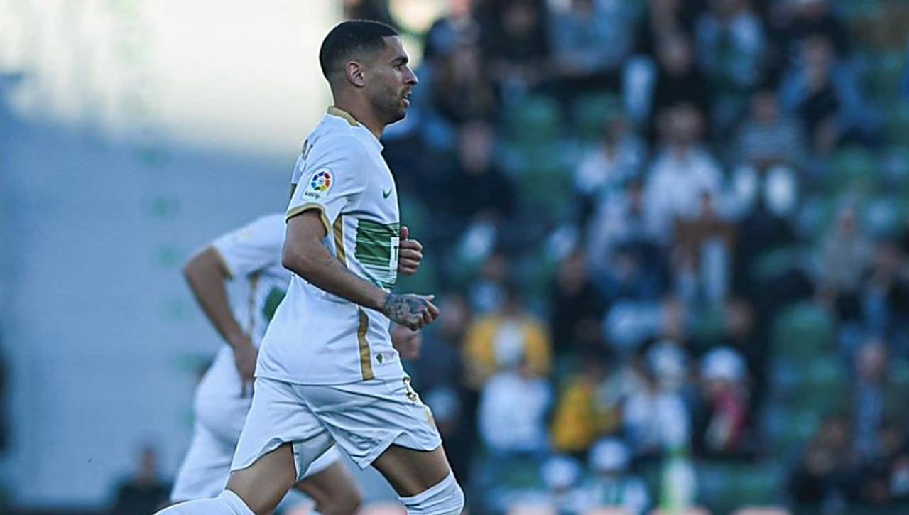 Un club inglés se entromete en el objetivo de Mallorca y Granada