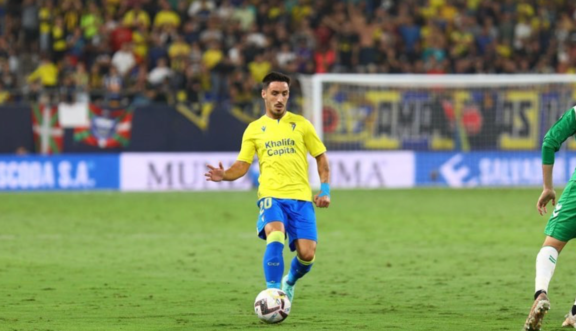 Iza Carcelén observa un futuro en el Granada 