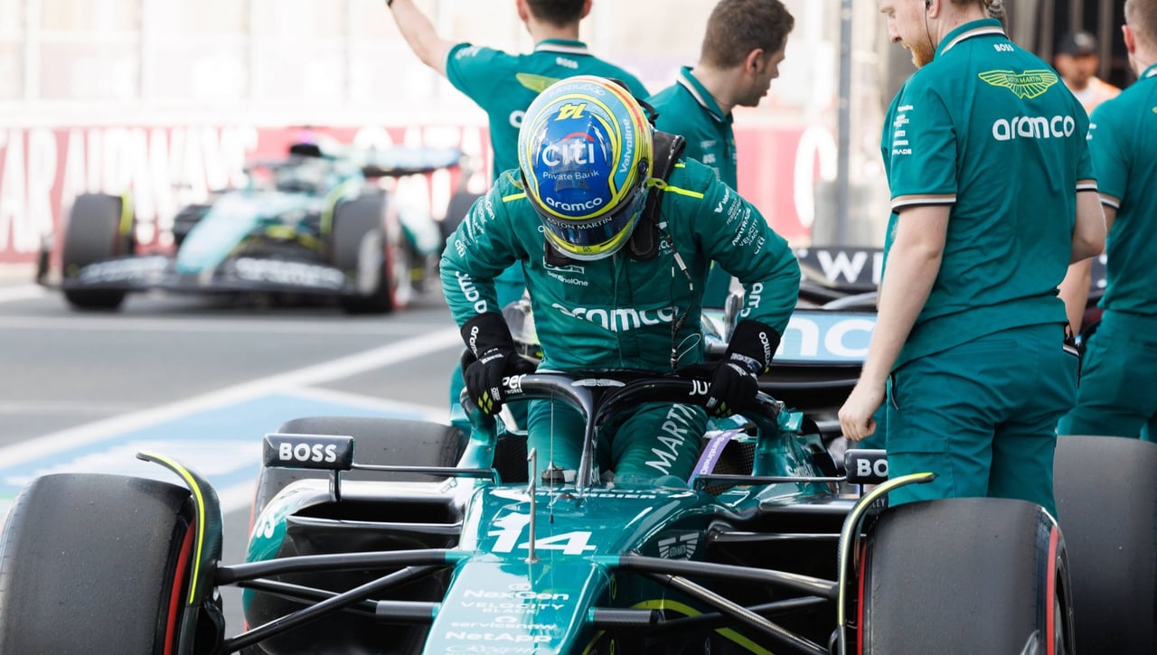 Un nuevo problema en el Aston Martin de Fernando Alonso