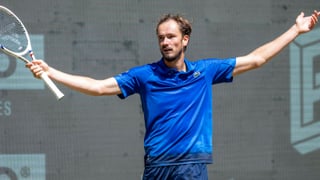 Medvedev recibe el mismo castigo que Sinner