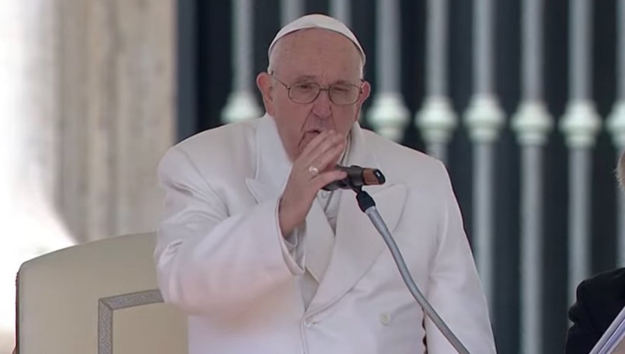 El Papa Francisco es hospitalizado