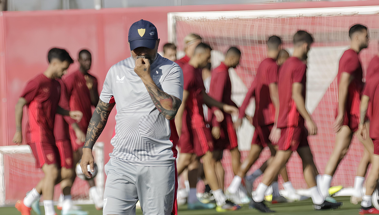 Lo único que el vestuario del Sevilla puede recriminar a Sampaoli