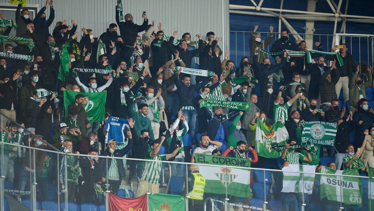 La Real Sociedad castiga a toda la afición del Real Betis... pero casi mejor así