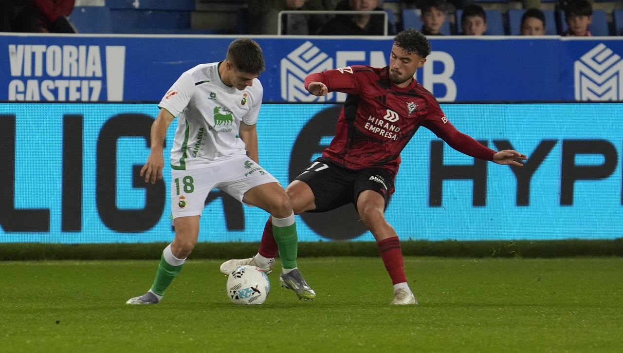 Así queda la clasificación de LaLiga Hypermotion tras el triunfo del Racing de Santander y el pinchazo del Cádiz