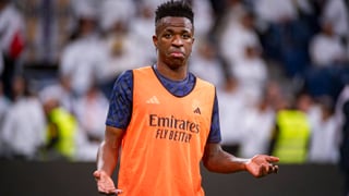 "El comportamiento de Vinicius se corrige con tarjetas"