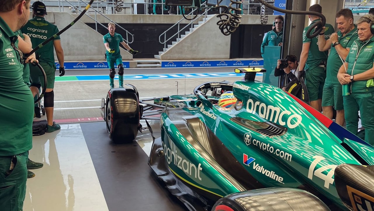 Fernando Alonso paga cara la confusión en Silverstone