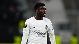 Un nuevo futbolista, sobre la mesa de Antonio Cordón