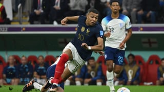 Bellingham hace planes con Mbappé