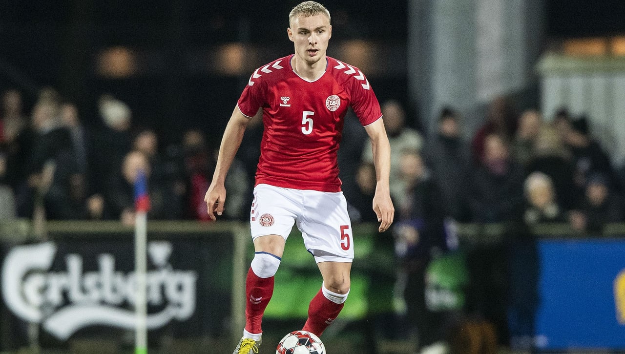 Victor Nelsson manda un 'like' al Sevilla y un 'dardo' al Galatasaray