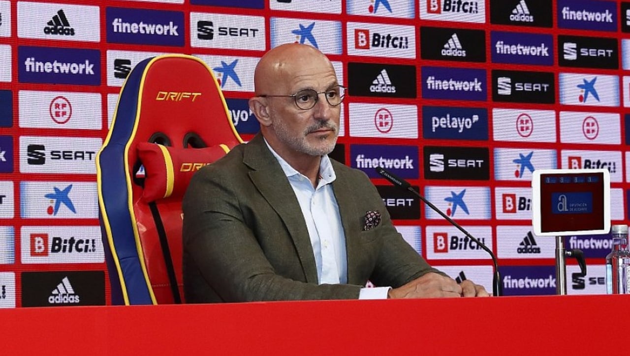 Los cuatro jugadores del Rayo Vallecano en la agenda de Luis De la Fuente