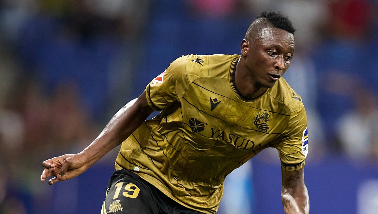 Kovacevic, ex de la Real Sociedad, señala el problema de Umar Sadiq: "Si me preguntas si se adaptó bien a Donostia, te diría que no"