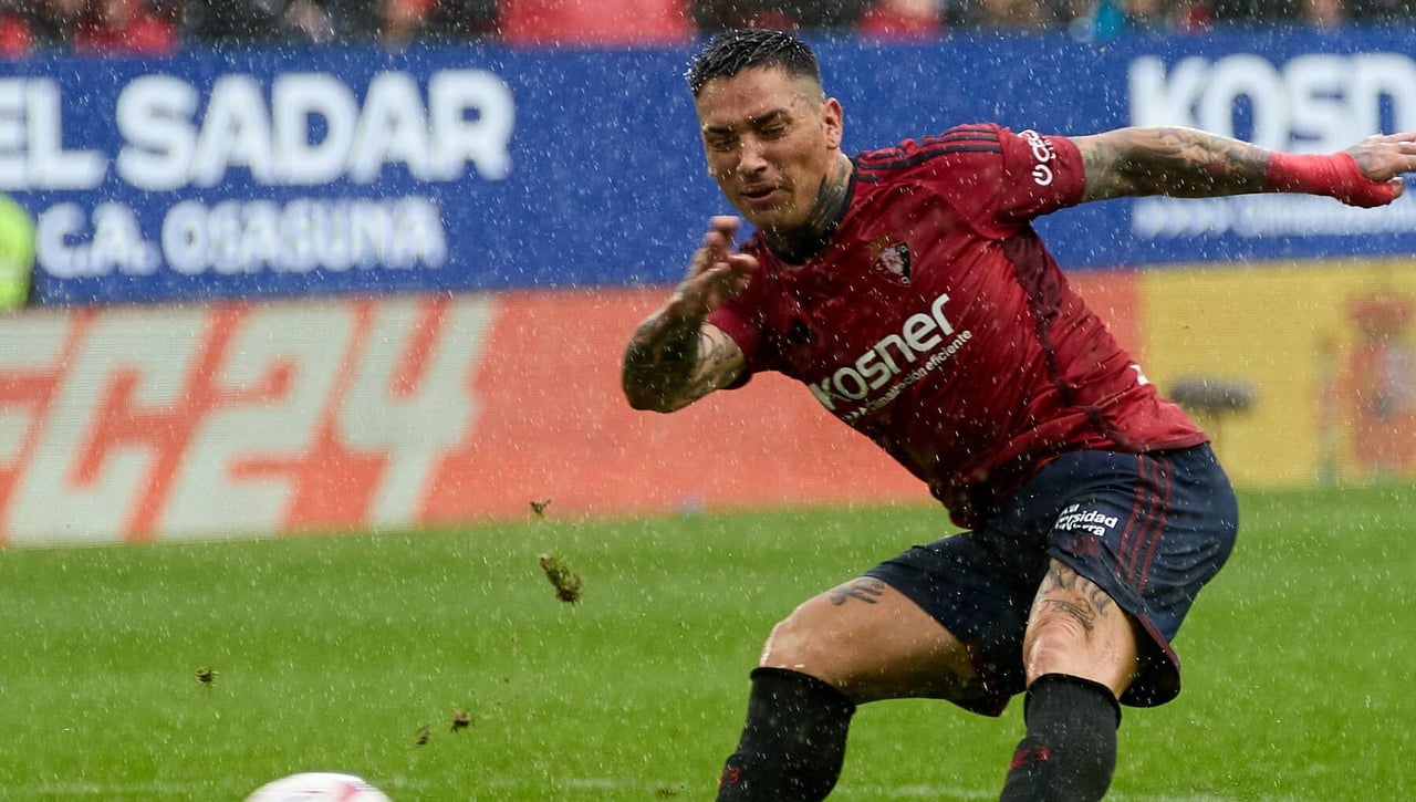 Betis y Osasuna ya negocian por Chimy Ávila