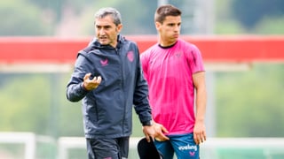 Valverde celebra su renovación y señala la causa de la "inestabilidad" del Sevilla