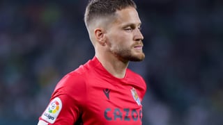 Álex Remiro da la cara