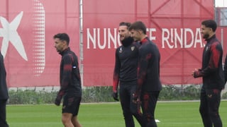 El Sevilla se ejercita sin Saúl Ñíguez a falta de dos días para la visita al Madrid