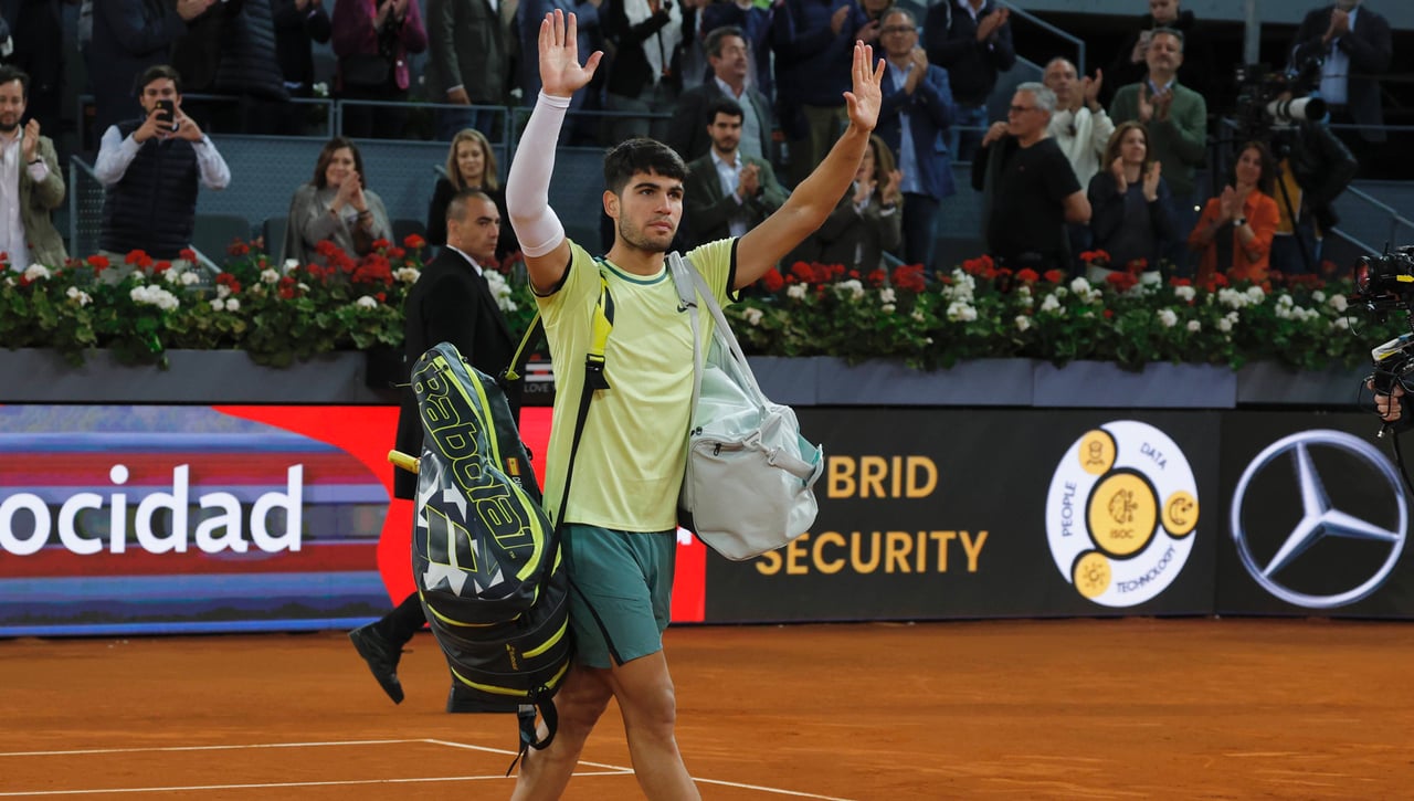 Carlos Alcaraz anuncia su adiós