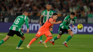 Marc Roca admite que el penalti fue "muy riguroso", aunque pasa página: "No es excusa"