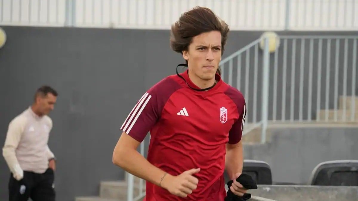 Vienen a por Álvaro Carreras