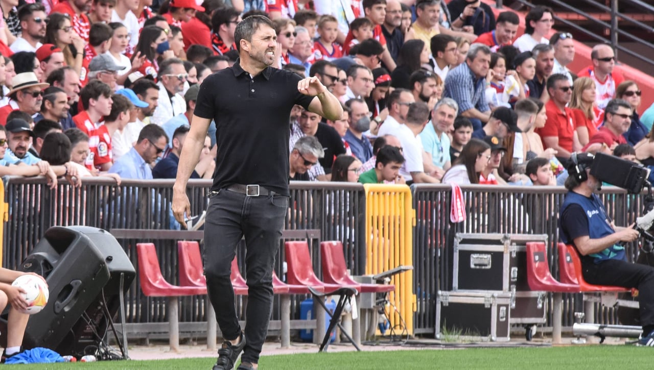 El futuro de Eduardo Coudet, en el aire