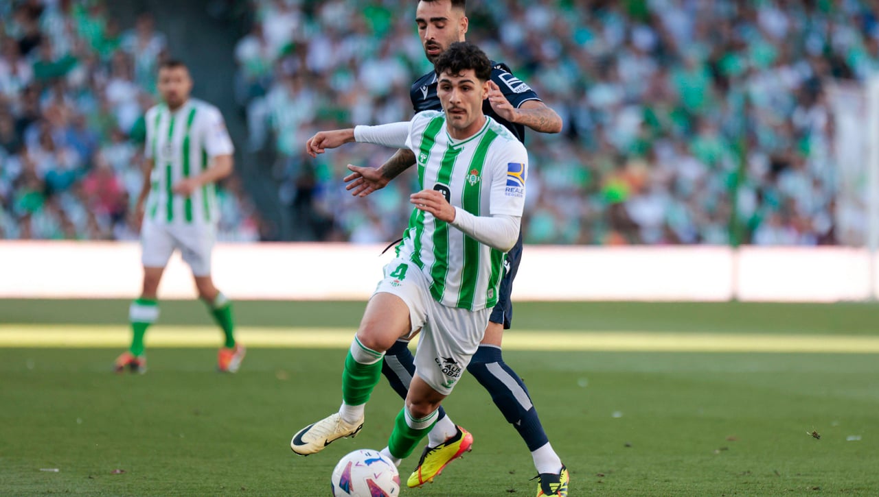 Contratiempo en el Betis: Johnny Cardoso también se irá en verano