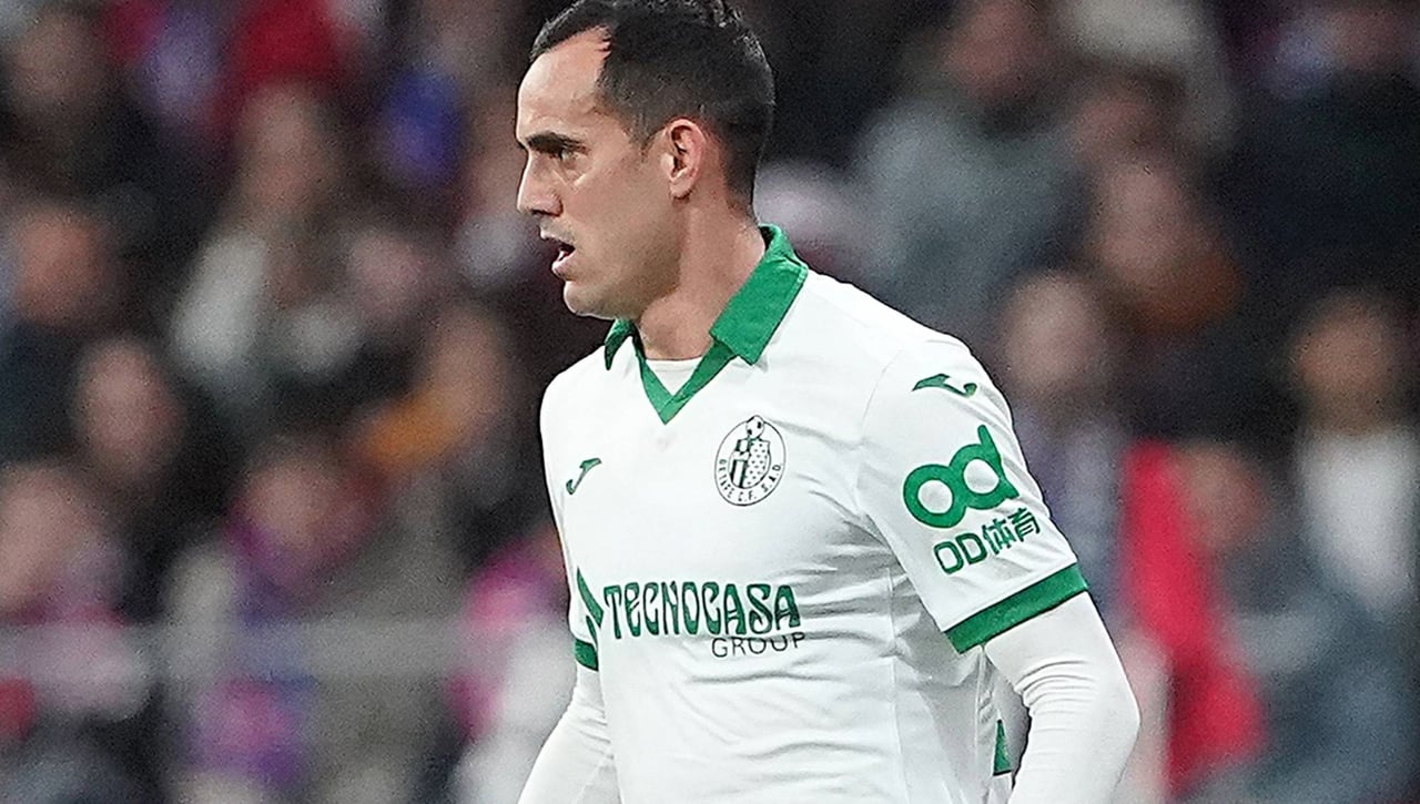 Juanmi vuelve a ganarle la partida a Mayoral en el once titular de Bordalás