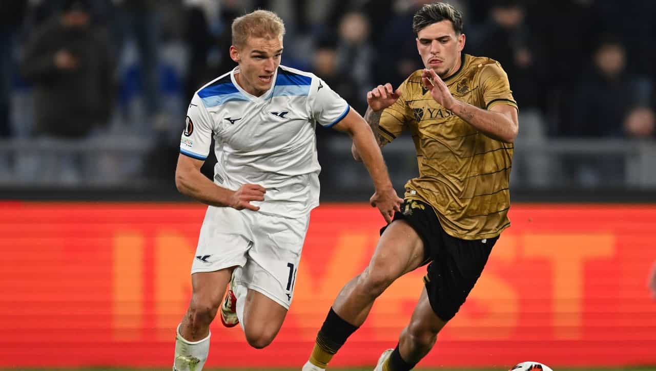 Javi López, a punto de llegar cedido al Oviedo