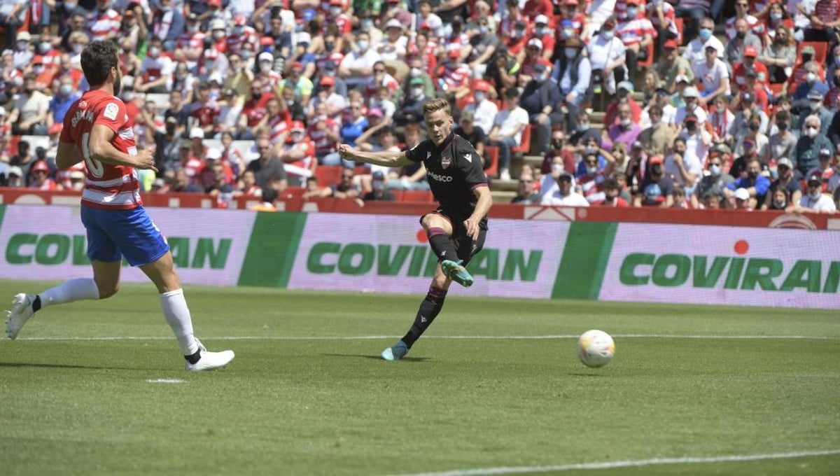 La cantidad irrisoria de dinero por la que el Cádiz pierde a Dani Gómez y lo firma el Espanyol