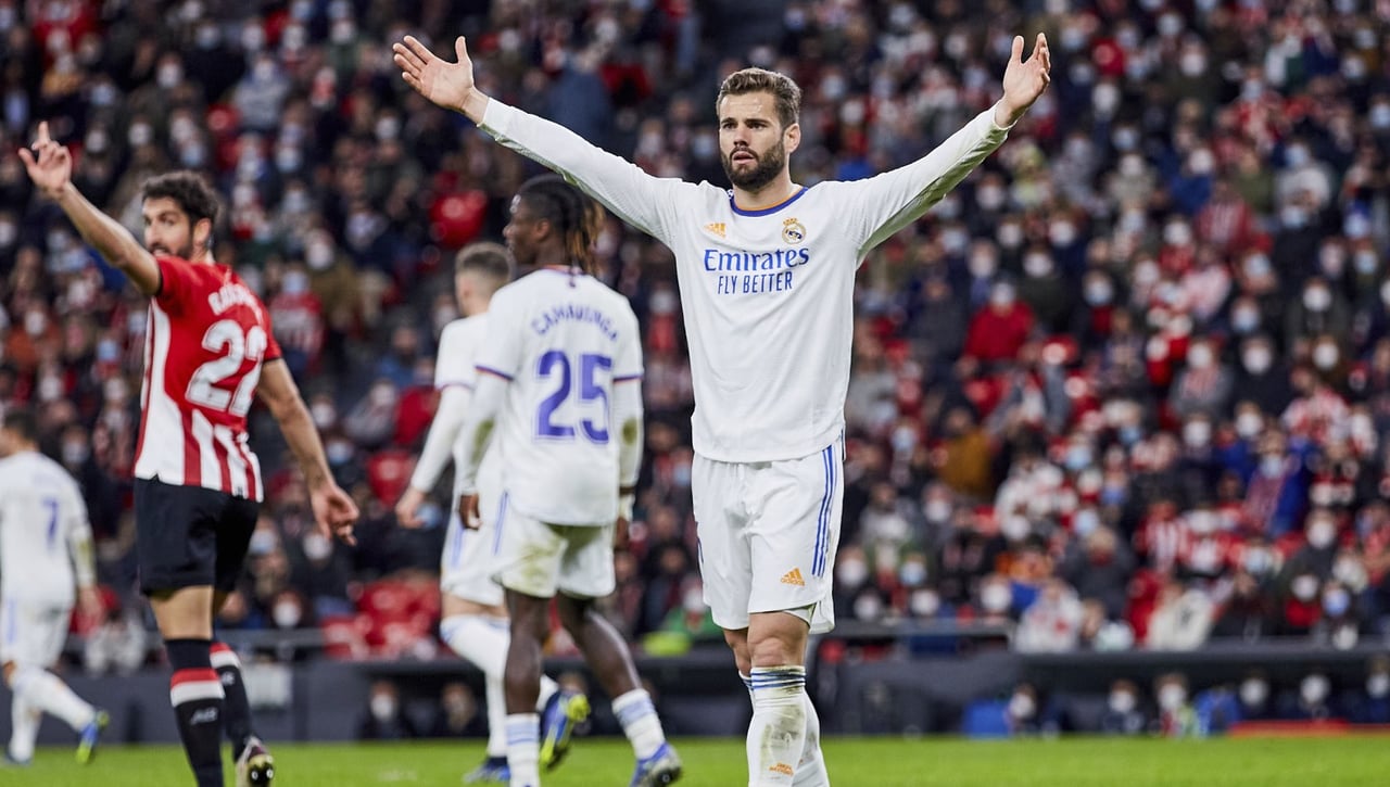 Nacho duda si renovar con el Real Madrid