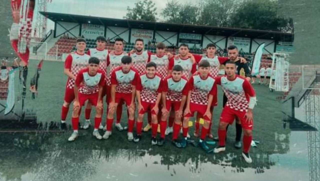 El joven asesinado de una puñalada en Sevilla era futbolista del Atlético Libertad 