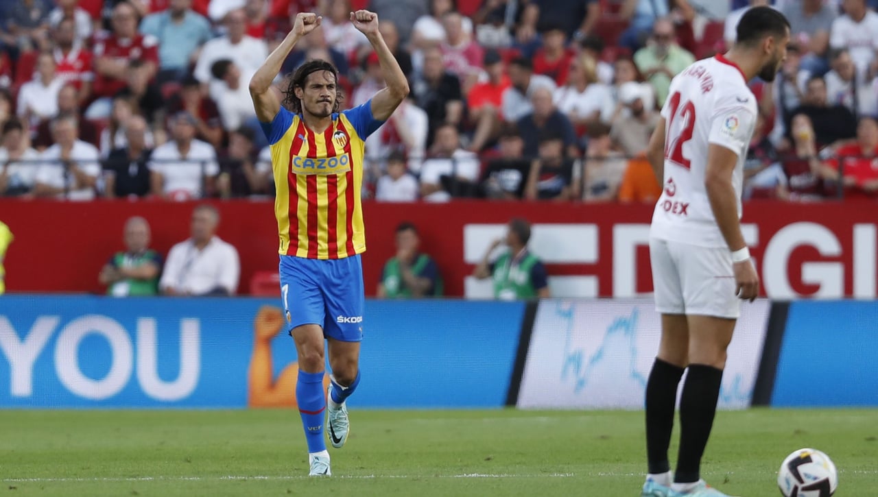 La razón de peso por la que Gattuso no debe sustituir más a Cavani