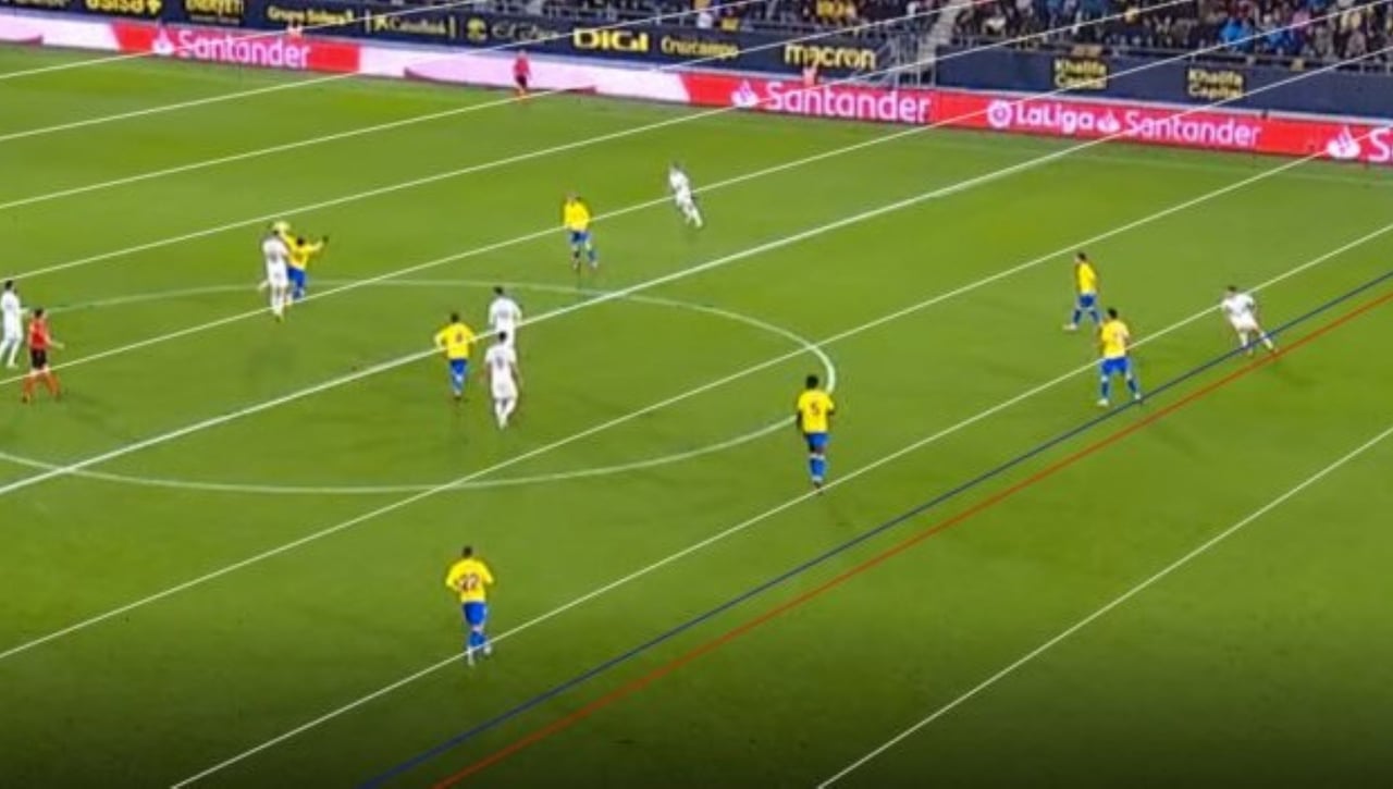 El Cádiz pide, formalmente, reanudar el partido contra el Elche en el minuto 81 y con 1-0 a favor