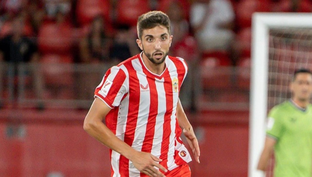 El cuestionado inicio de Edgar en el Almería