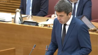 Mazón hace "autocrítica" y no dimite mientras explica su gestión de la DANA en Valencia