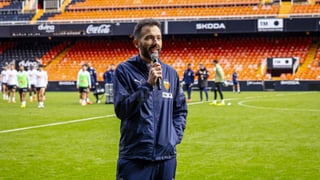 El sincero mensaje de Corberán a la afición del Valencia:﻿ "De corazón, sois lo mejor que tenemos, ﻿el motivo por el que luchamos"