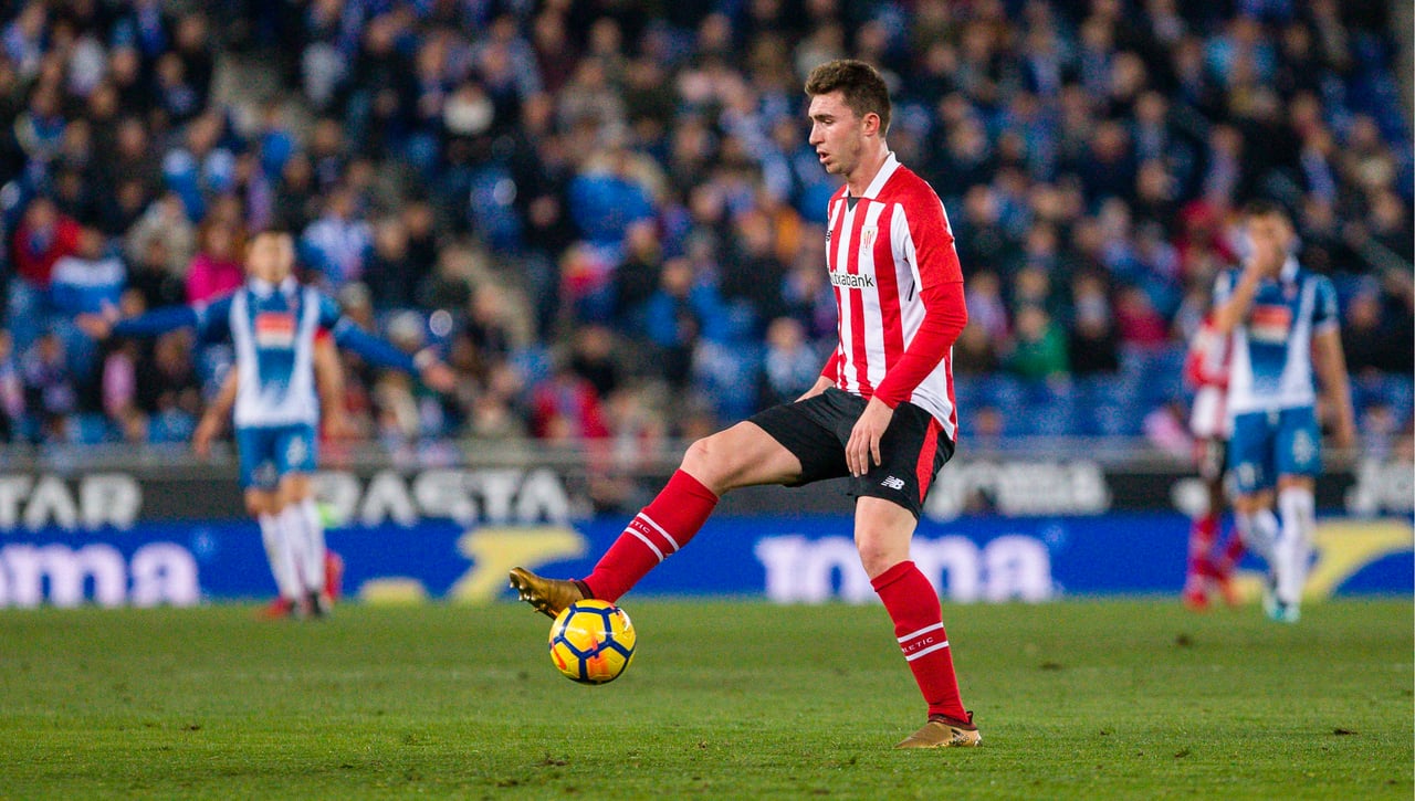 La renovación que puede alejar a Laporte del Athletic