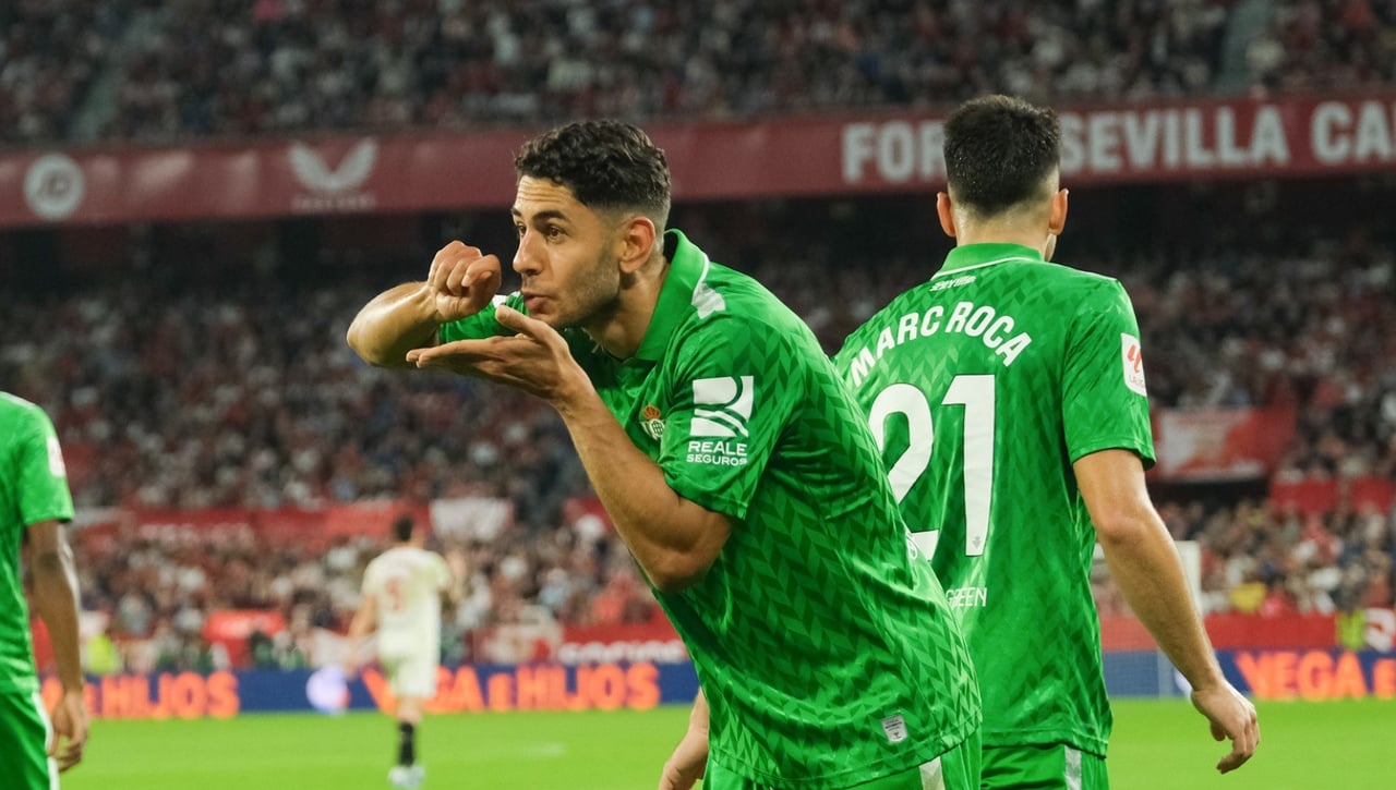 Ayoze no se va contento y capta el mensaje de Luis de la Fuente